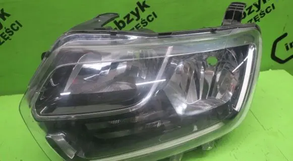Dacia Duster II Headlights/headlamps set 