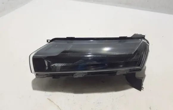 Dacia Spring Headlight/headlamp 266052417R
