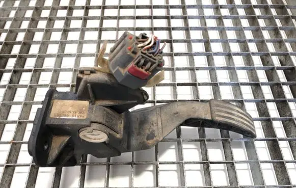 Ford Transit Accelerator throttle pedal
