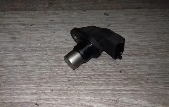 Volvo XC70 Camshaft position sensor 0232103033 8631533