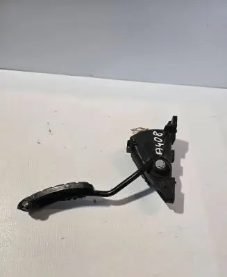 Nissan Interstar Accelerator throttle pedal 8200778349 6PV00811905