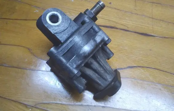 Power steering pump