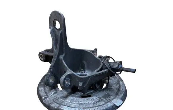BMW 5 F10 F11 Rear wheel hub 6796099