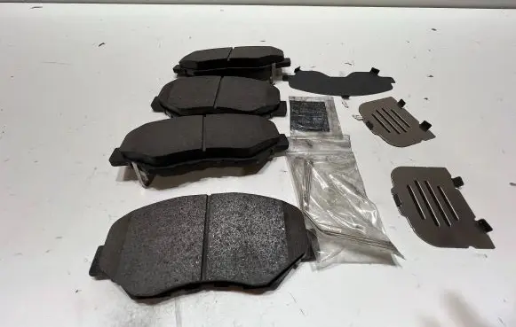 Honda CR-V Brake pads (front) 45022-S9AE-50 NS263H
