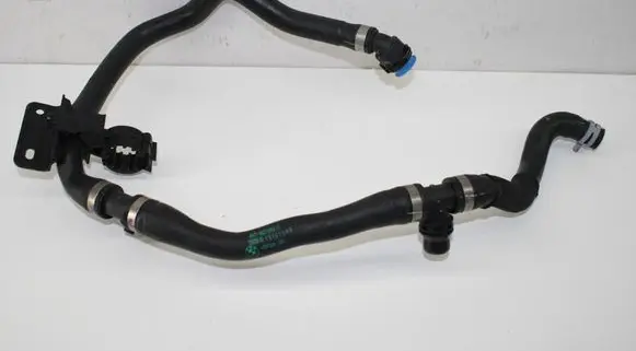 BMW X7 G07 Engine coolant pipe/hose 64216821653 6821653