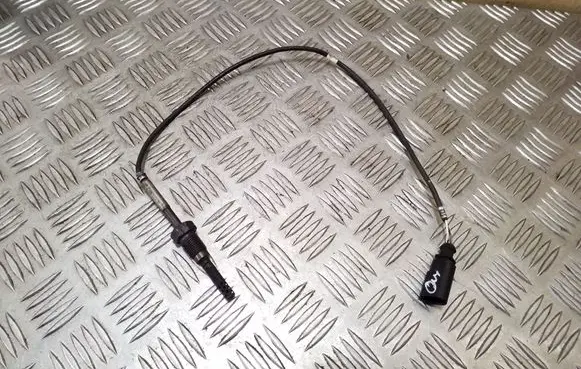 Volkswagen Crafter Exhaust gas temperature sensor 070906088