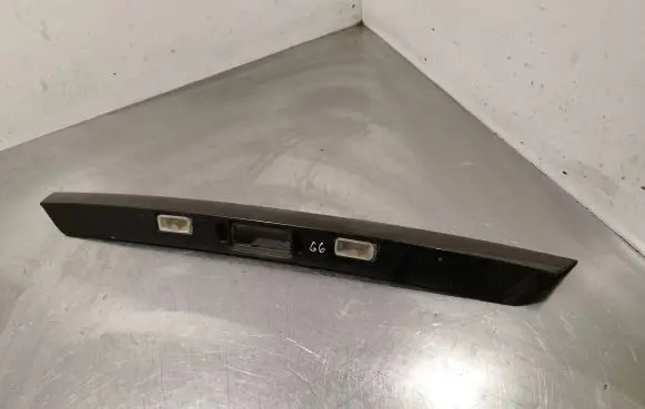 Ford Mondeo MK IV Number plate light 7s71n43404