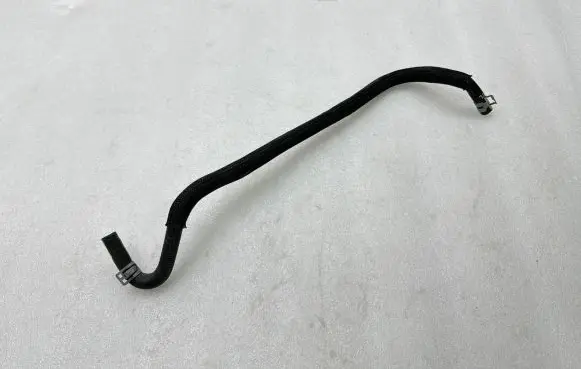 Ford Mustang VI Engine coolant pipe/hose FR338W005CC