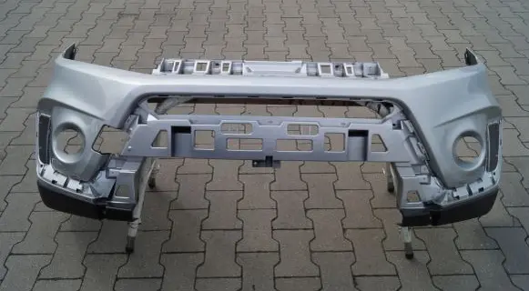 Suzuki Grand Vitara II Front bumper 71711-86P
