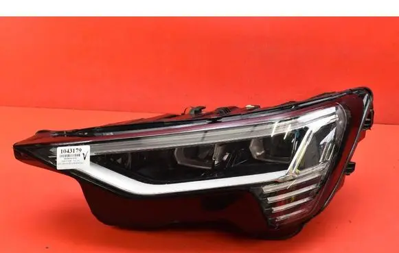 Audi e-tron Headlight/headlamp 4KE941039