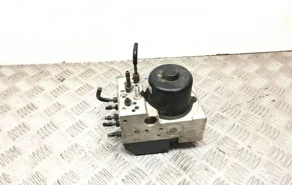 Lexus IS-F ABS Pump 4454024010 1332005000 12B09133