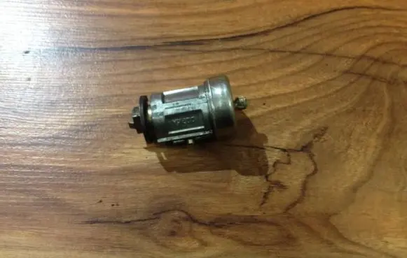 Ford Mondeo MK II Ignition lock d07ka