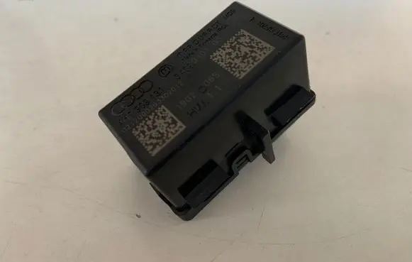 Audi A8 S8 D4 4H Keyless (KESSY) go control unit/module 4H0909131