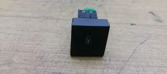 Peugeot 508 Central locking switch button 96661783ZE