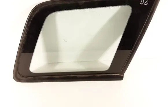 Mitsubishi Outlander Rear side window 43R00122 M213 DOT20