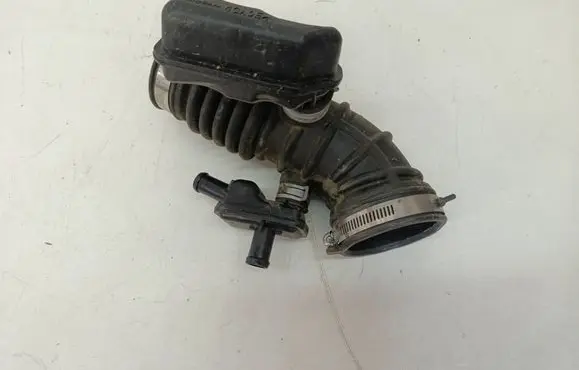 Infiniti Q50 Air intake duct part 4GA0E