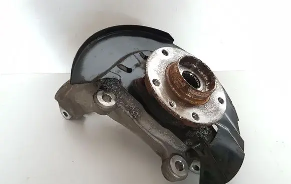 Nissan Qashqai J12 Front wheel hub 400156UA0A 402026UA0A
