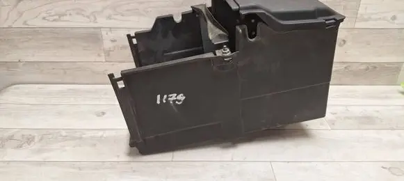 Ford Focus Battery box tray AM5110723D C8C9A