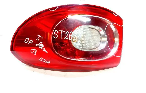 Volkswagen Tiguan Rear/tail lights 5N0945096F