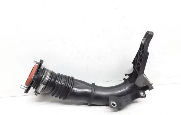 Volvo V60 Intercooler hose/pipe AV6Q9351AD