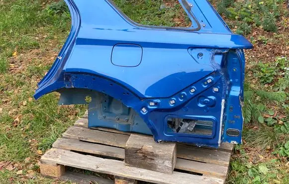 Ford Explorer VI Rear quarter panel 