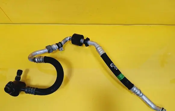Air conditioning (A/C) pipe/hose