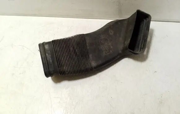 Audi A6 Allroad C5 Air intake duct part 8D0129617E