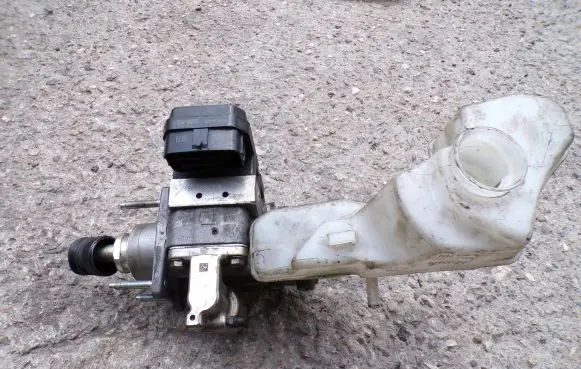 Toyota C-HR I ABS Pump 47210-10340