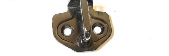 Land Rover Discovery 3 - LR3 Front door lock loop/hook striker 