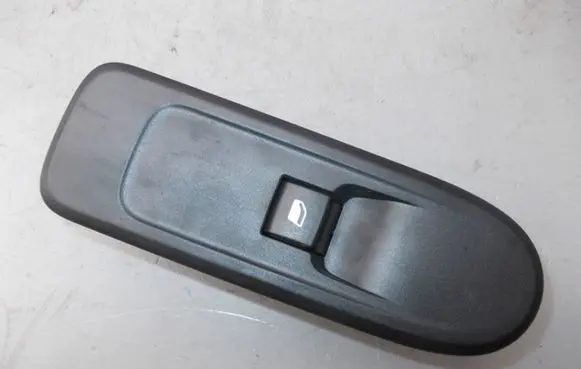 Citroen C3 Electric window control switch