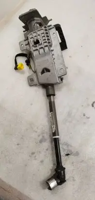Citroen C4 I Steering rack 9688683977