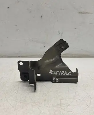 Opel Zafira C Fender mounting bracket 