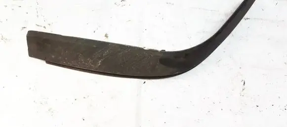 Rear bumper trim bar molding