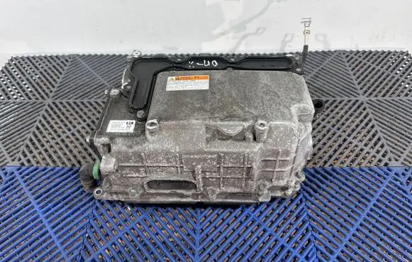 Toyota Auris E180 Voltage converter inverter G920047190