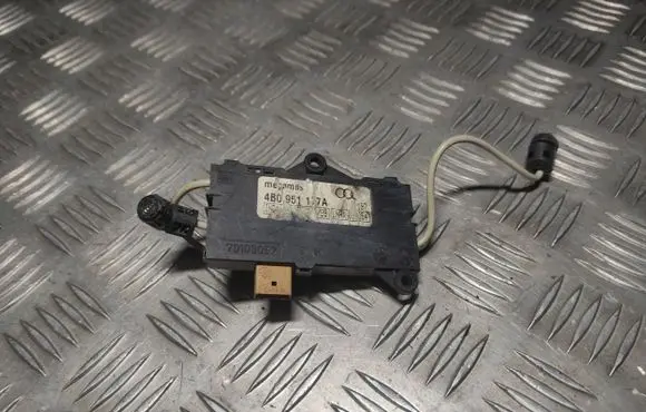 Audi A6 S6 C5 4B Alarm movement detector/sensor 4B0951177A 70103057