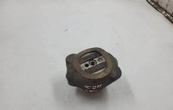 Audi A6 S6 C5 4B Engine mount bracket