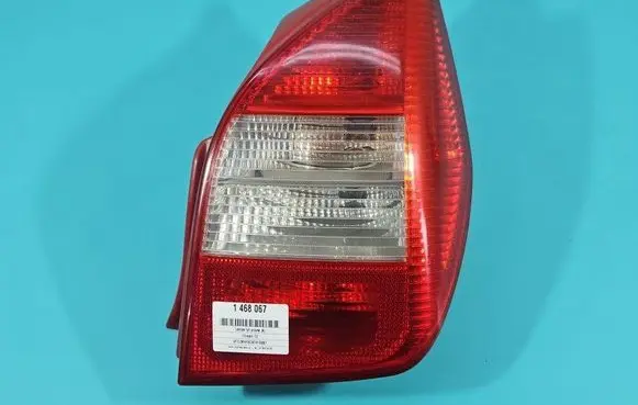 Rear/tail lights