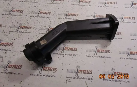Mercedes-Benz A W168 Oil fill pipe A6680160029
