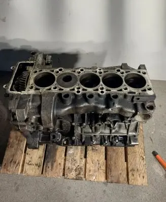 Volkswagen Transporter - Caravelle T5 Engine BPC