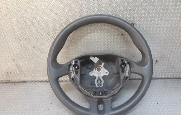 Renault Clio III Steering wheel