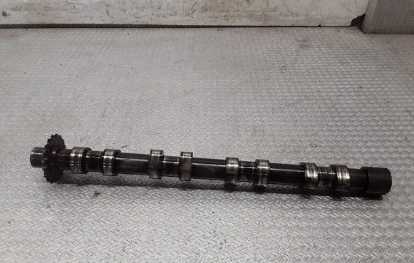 Ford Focus C-MAX Camshaft 