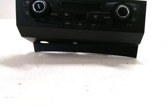 Audi A4 S4 B8 8K Climate control unit 8T2820043AF