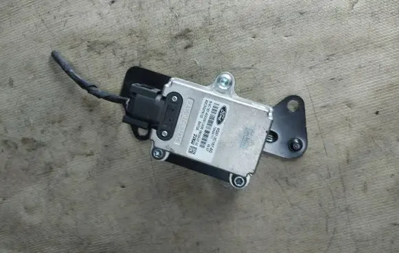 Ford Galaxy ESP acceleration yaw rate sensor 6G913C187AG 15444111 A2C53278132