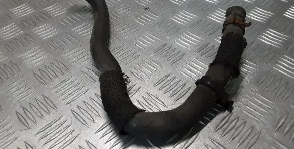 Lexus IS 220D-250-350 Engine coolant pipe/hose
