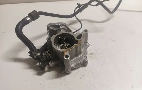 Audi Q5 SQ5 Fuel injection high pressure pump 06K145100BB