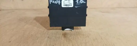 Peugeot 107 Door central lock control unit/module 897400H011 736774A S000003677