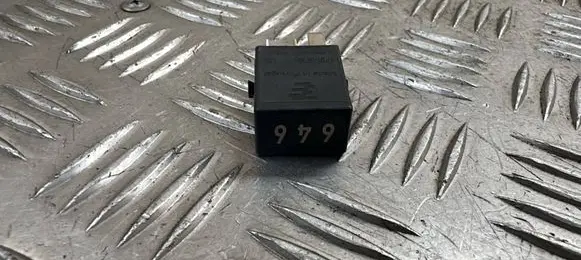 Audi A3 8Y Other relay 4H0951253C
