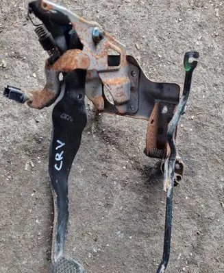Honda CR-V Pedal assembly 