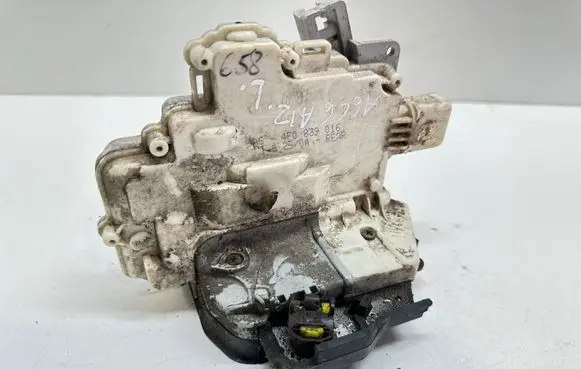 Audi A6 S6 C6 4F Rear door lock 4F0839016
