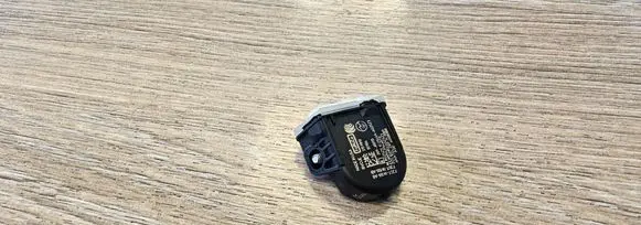 Ford Mustang VI Tire pressure sensor F2GT1A180AB F2GT1A180AC F2GT1A150AB